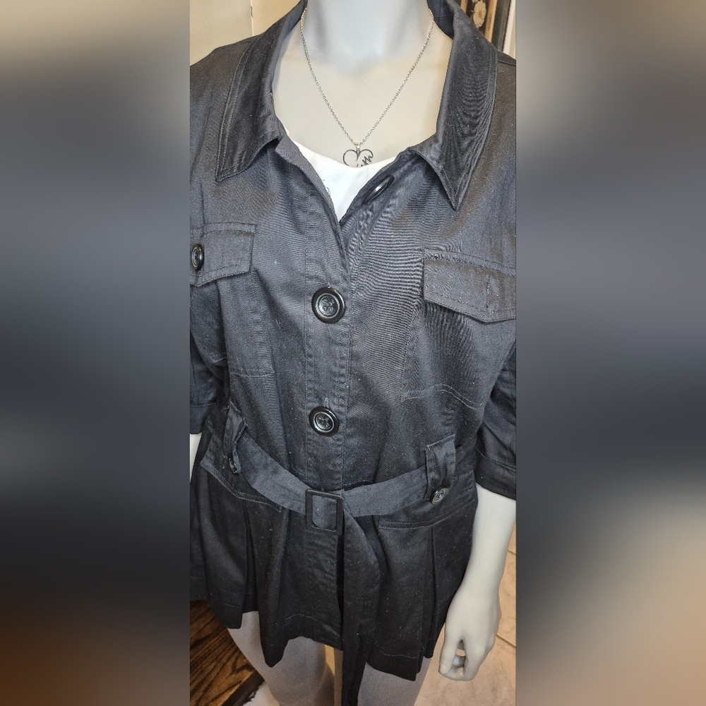 Dots Black Women's Button Down 3/4 Sleeve Shirt - Picture 3 of 14